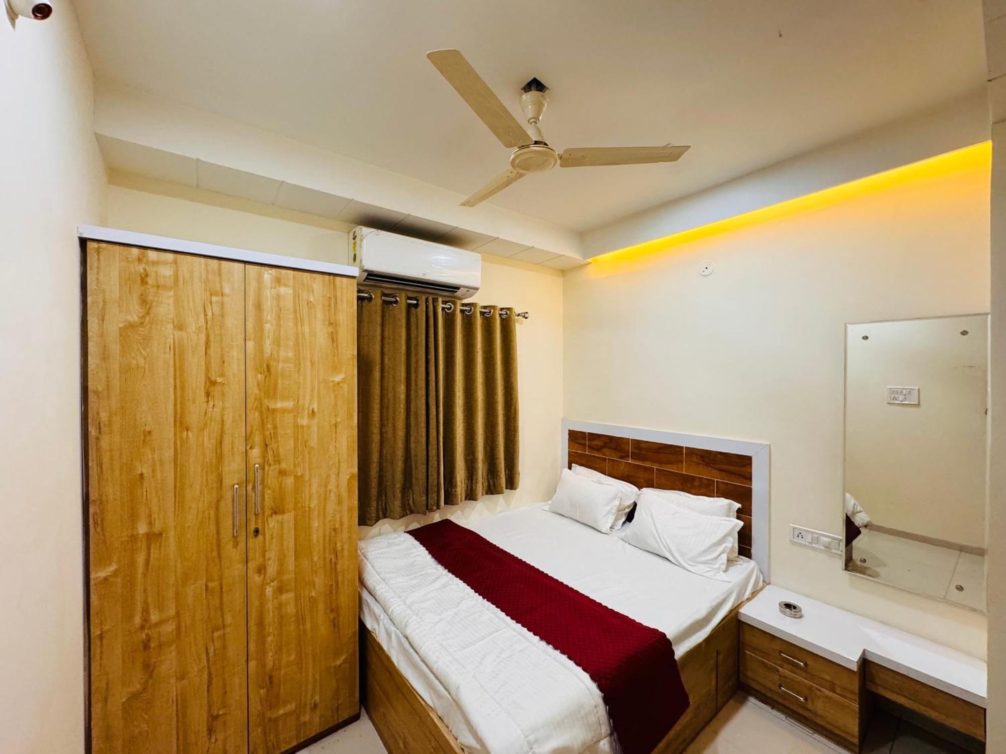Home Escape 1Bhk Apartment Near Bombay Hospital Indore Zewnętrze zdjęcie