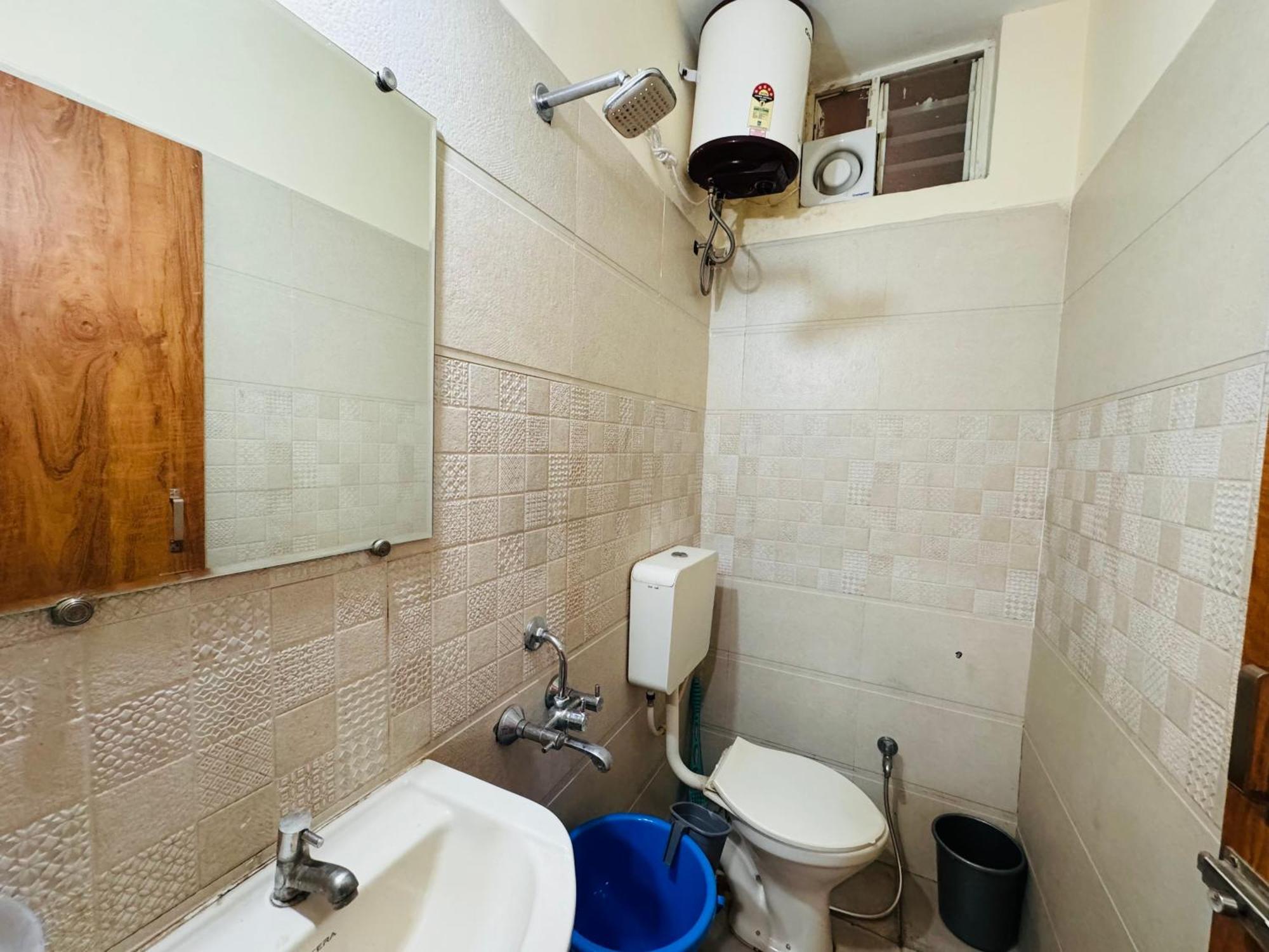 Home Escape 1Bhk Apartment Near Bombay Hospital Indore Zewnętrze zdjęcie