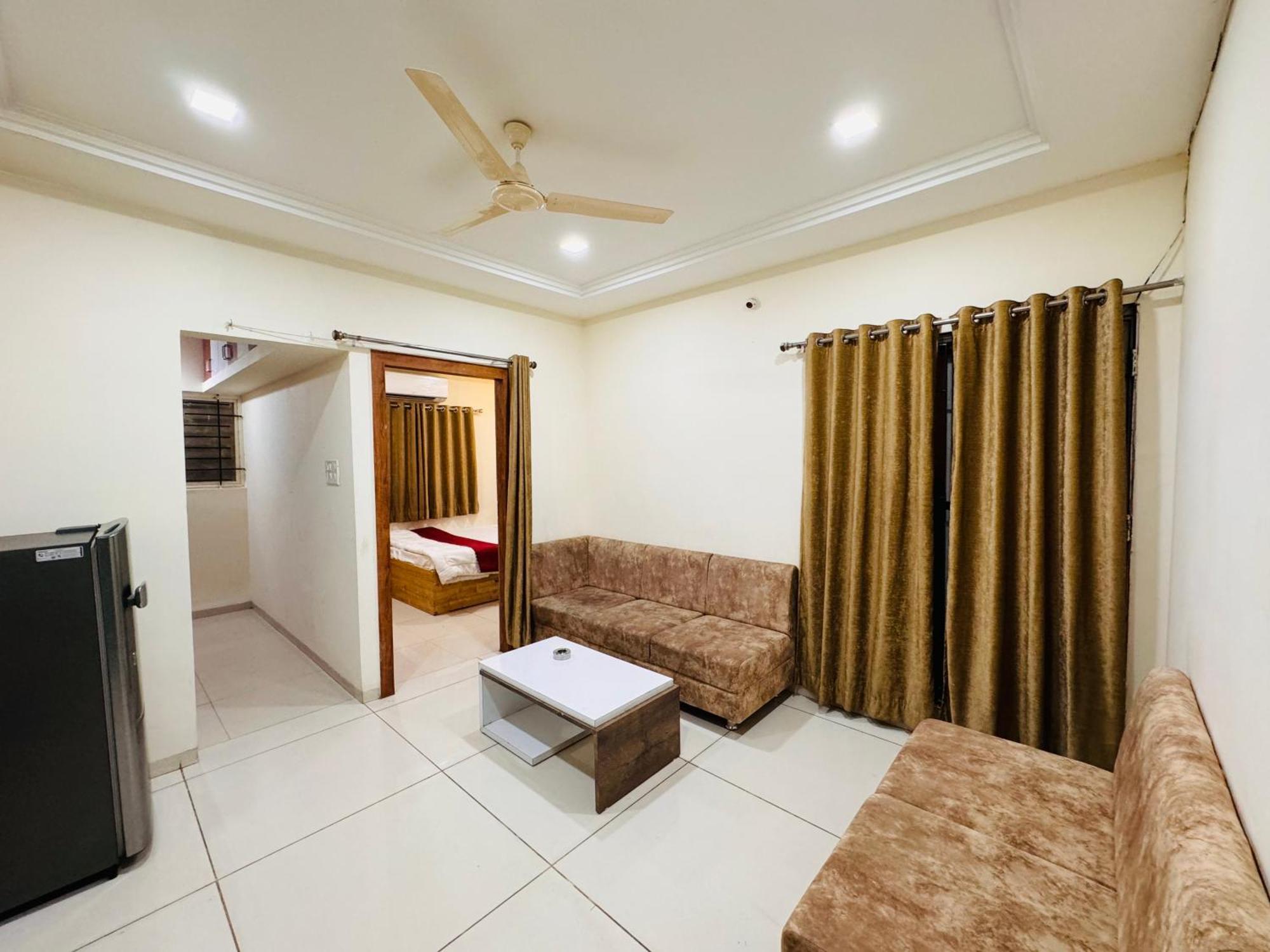 Home Escape 1Bhk Apartment Near Bombay Hospital Indore Zewnętrze zdjęcie