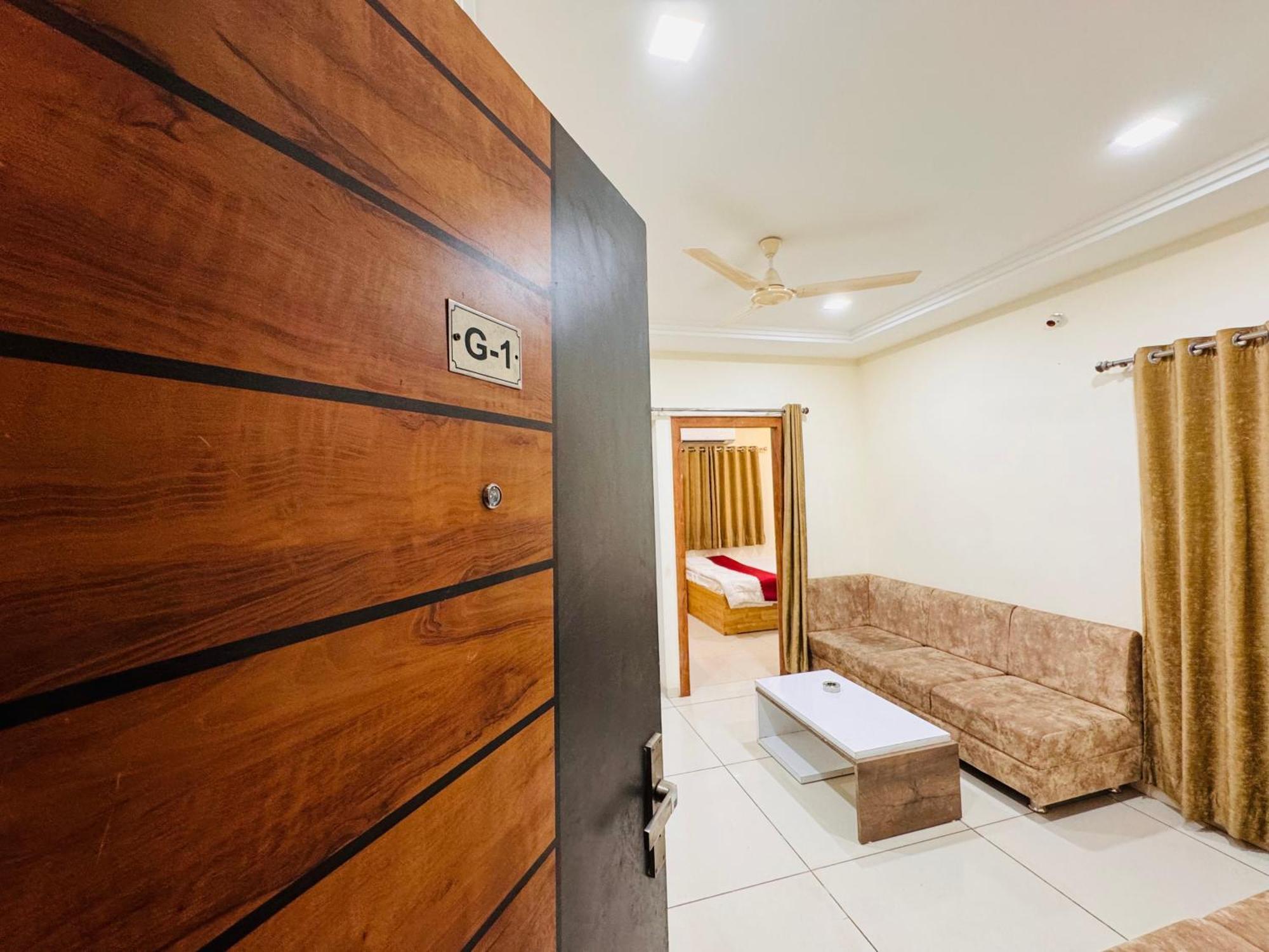 Home Escape 1Bhk Apartment Near Bombay Hospital Indore Zewnętrze zdjęcie
